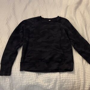 Lululemon Black Camouflage Sweatshirt